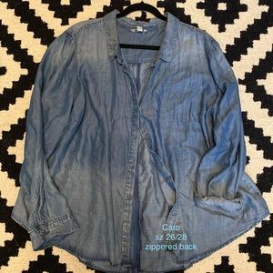 Plus sz 26/28 zippered back Jean top